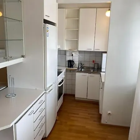 Kotimaailma - 2mh Asunto Laehellae Malmin Palveluita Helsinki